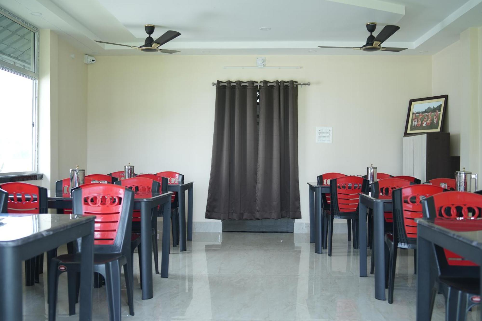Queen Of Dooars Eco Resort Chalsa Exterior photo