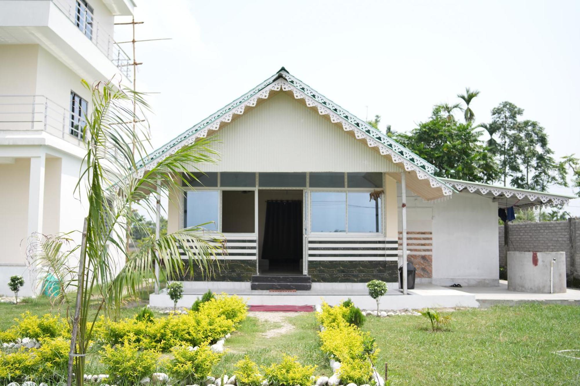 Queen Of Dooars Eco Resort Chalsa Exterior photo